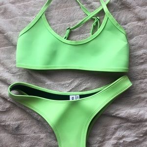 Hoaka Louka Apple bikini